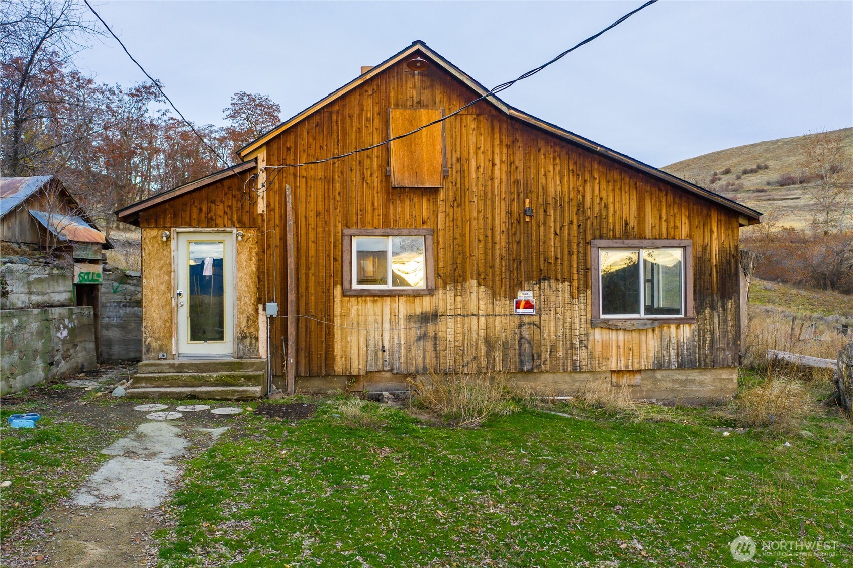 4521 Highway 25 South Hunters, WA 99137 - Photo 25 of 36 a view of house with backyard