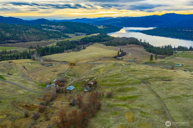 $350,000 | 4521 Highway 25 South, Hunters, WA 99137