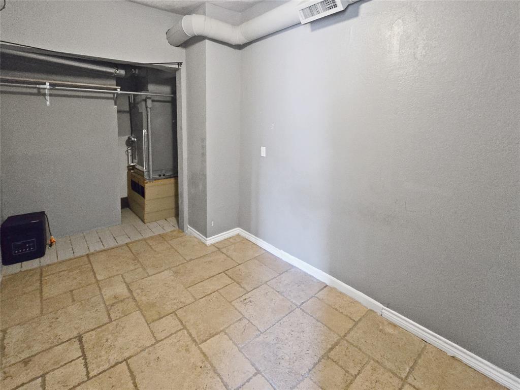 507 West Nash Street Terrell, TX 75160 - Photo 21 of 22 a view of empty room