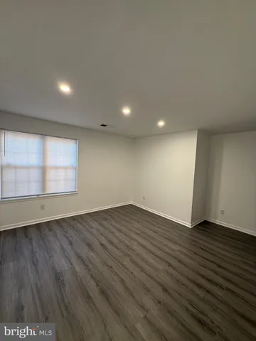 $2,250 | 16342 Taconic Circle, Dumfries, VA 22025