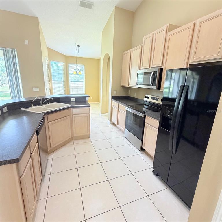 561 Strathclyde Court Apopka, FL 32712 - Photo 10 of 24