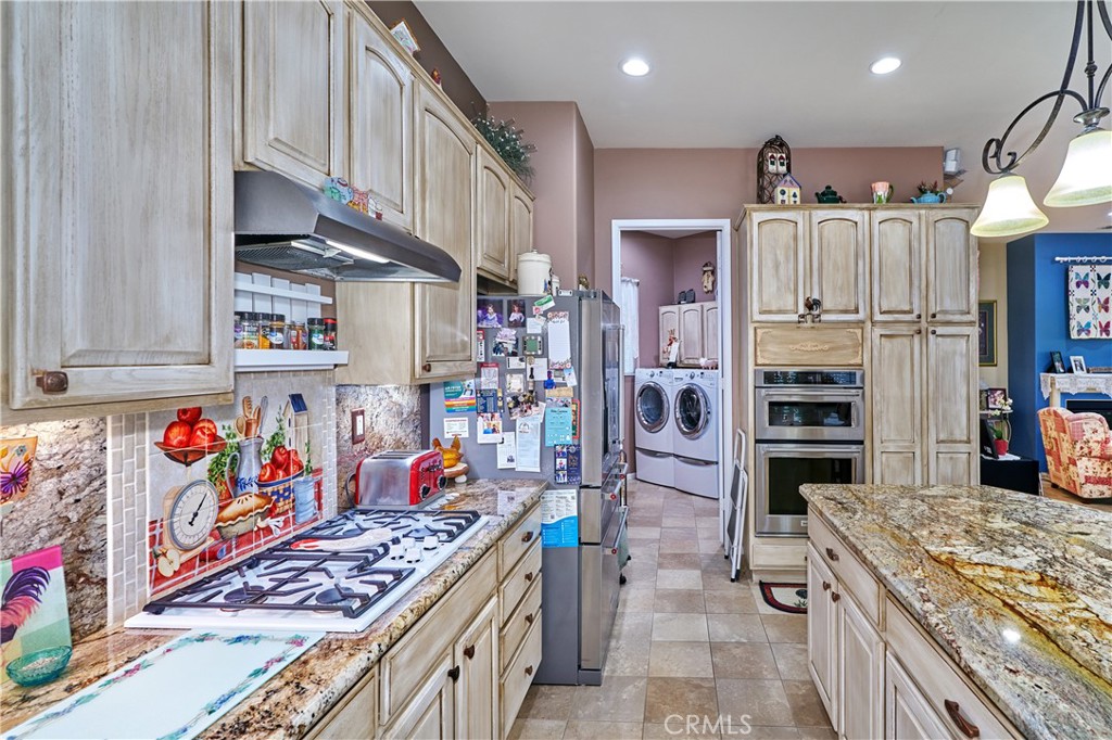 1126 Silverleaf Canyon Road Beaumont, CA 92223 - Photo 17 of 66