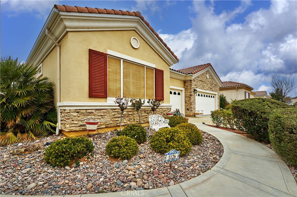 1126 Silverleaf Canyon Road Beaumont, CA 92223 - Photo 5 of 66