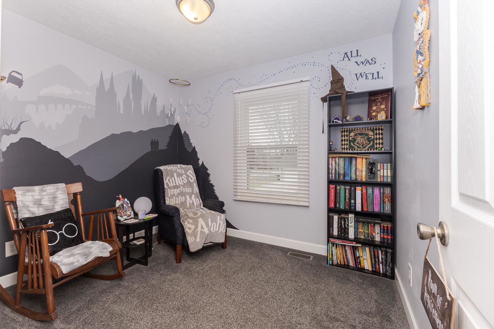 1400 Kingsridge Drive Normal, IL 61761 - Photo 15 of 31 a view of a livingroom with furniture and toys