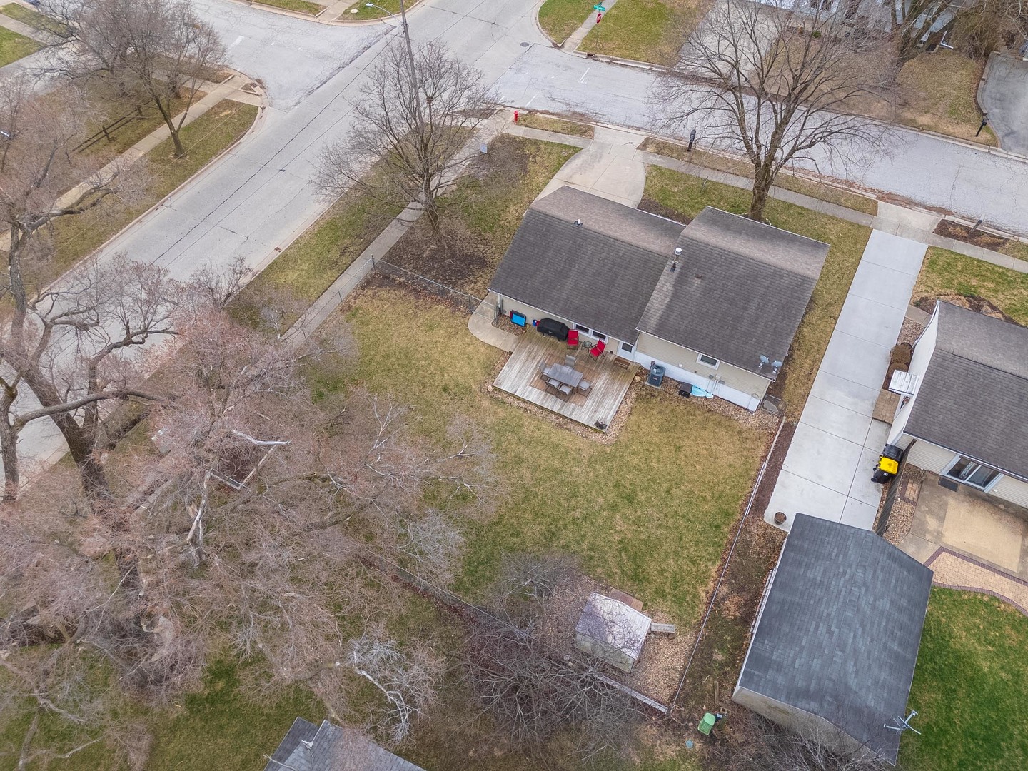 1400 Kingsridge Drive Normal, IL 61761 - Photo 29 of 31 a view of outdoor space with seating area