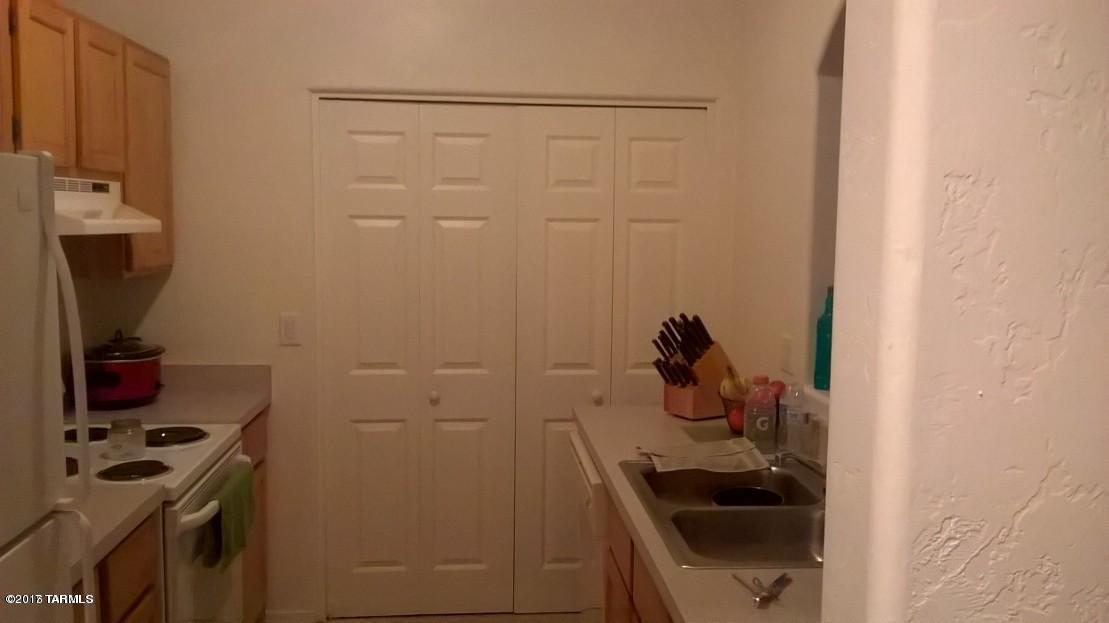 3518 South Mission Road, Unit 3 Tucson, AZ 85713 - Photo 2 of 4