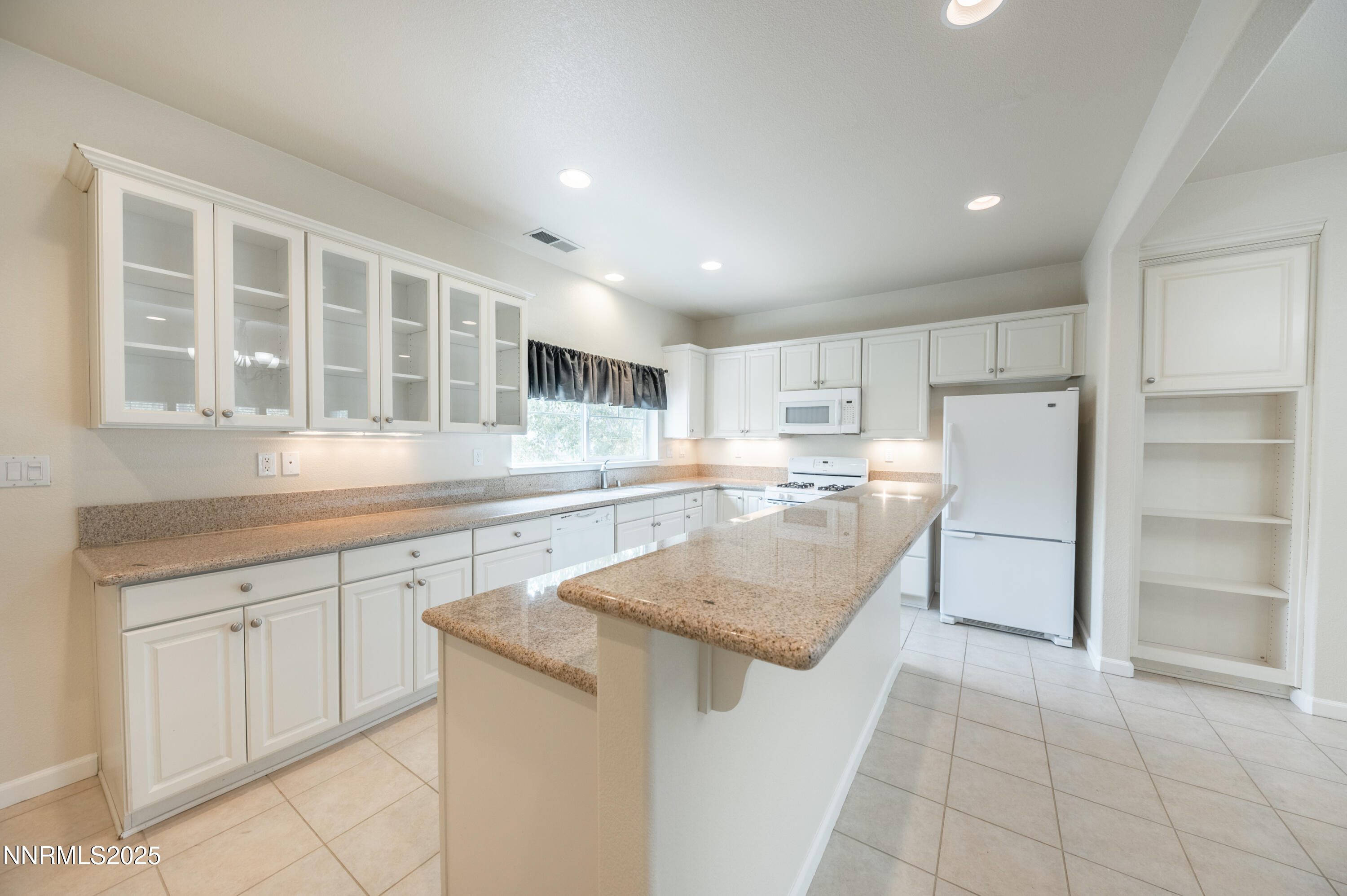 2131 Virginia Lake Way Reno, NV 89509 - Photo 14 of 30 VL-1015