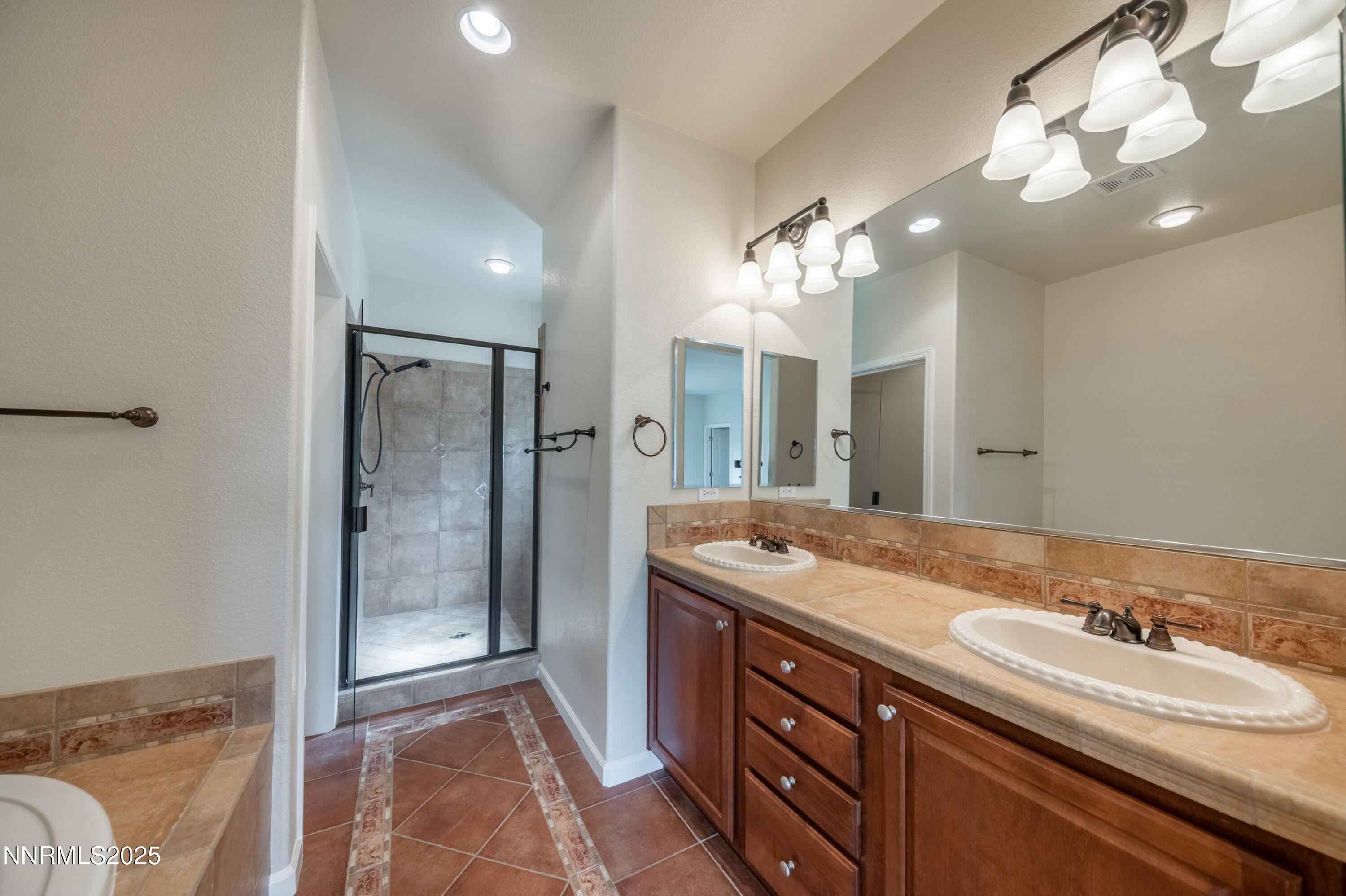 2131 Virginia Lake Way Reno, NV 89509 - Photo 19 of 30 VL-1021