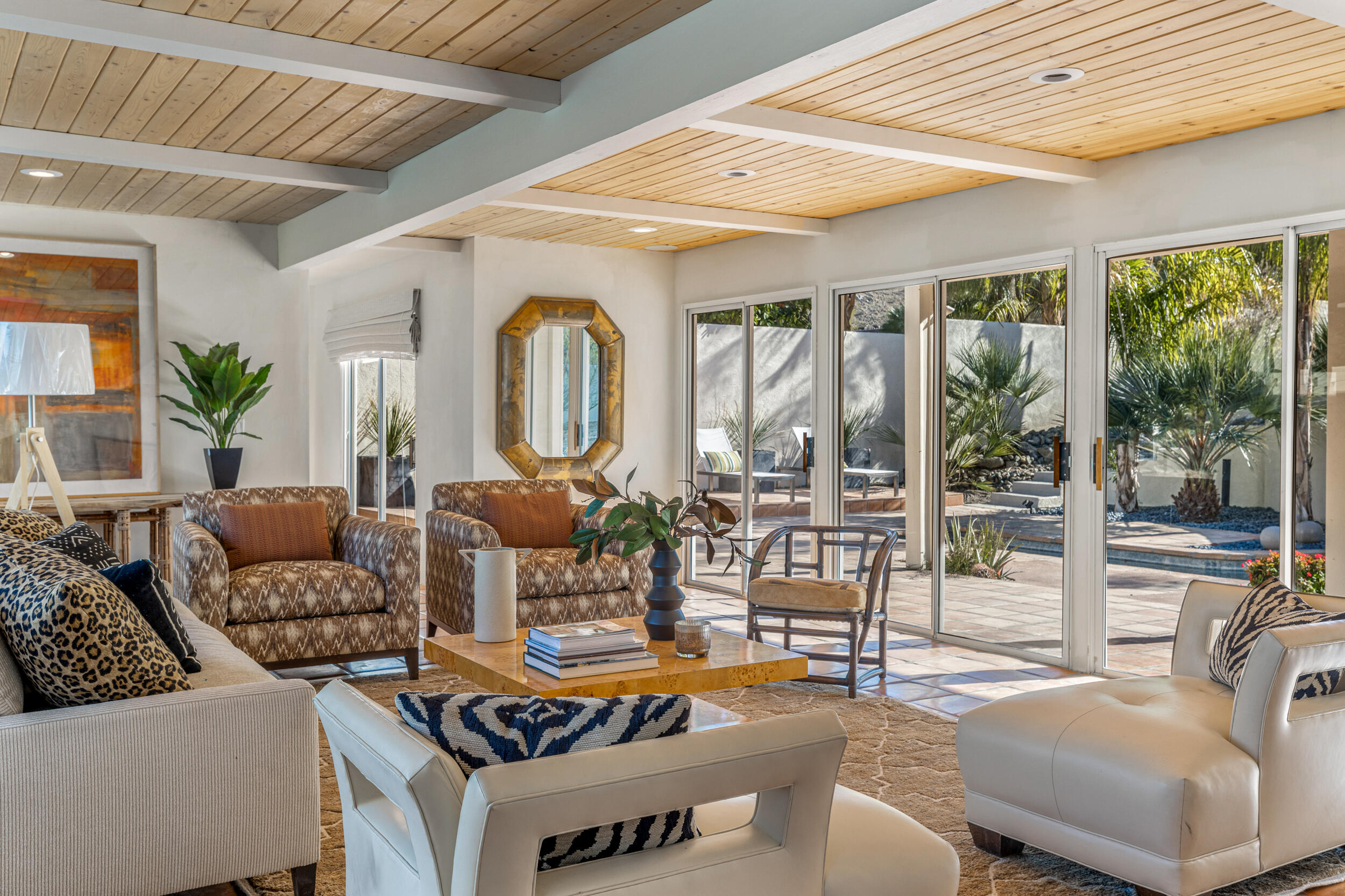 2Z7A0903