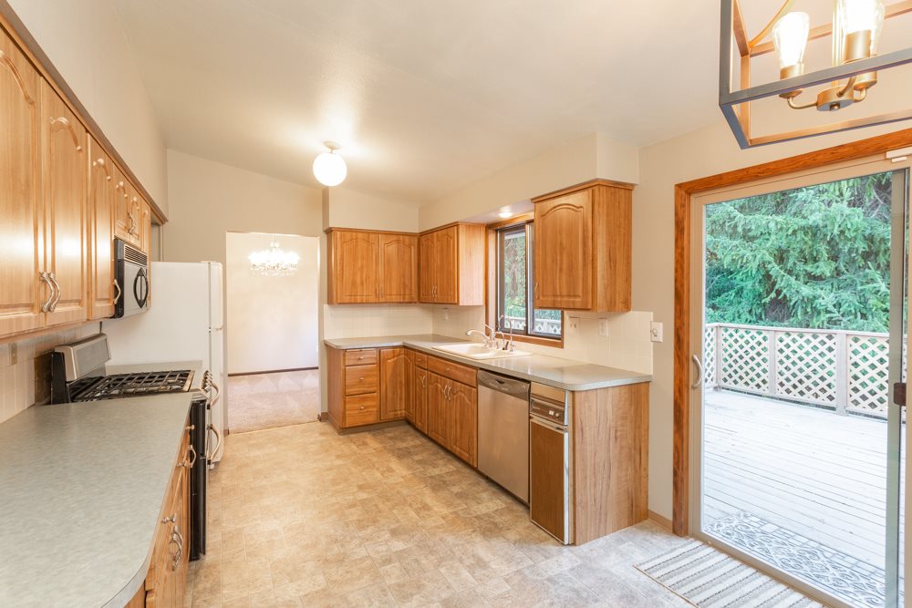 1115 East Plateau Road Spokane, WA 99203 - Photo 8 of 29 Gallery Image 8