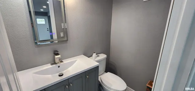 $275,000 | 7306 Norris Drive, Marion, IL 62959