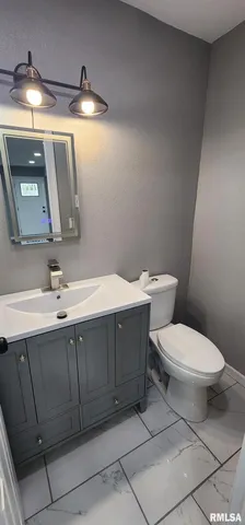 $275,000 | 7306 Norris Drive, Marion, IL 62959