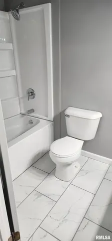 $275,000 | 7306 Norris Drive, Marion, IL 62959