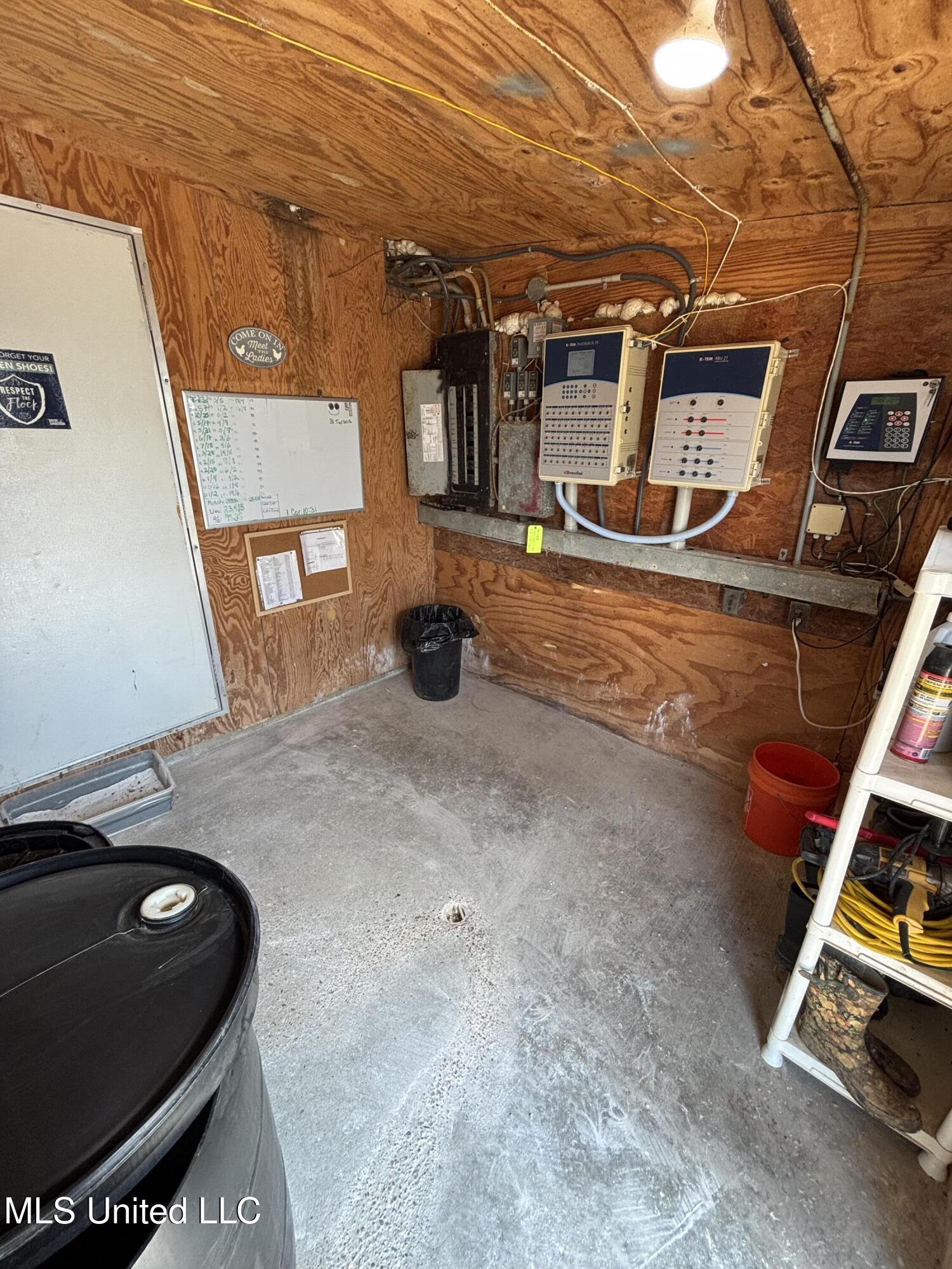 454 Highway 586 Kokomo, MS 39643 - Photo 24 of 66 IMG_2792