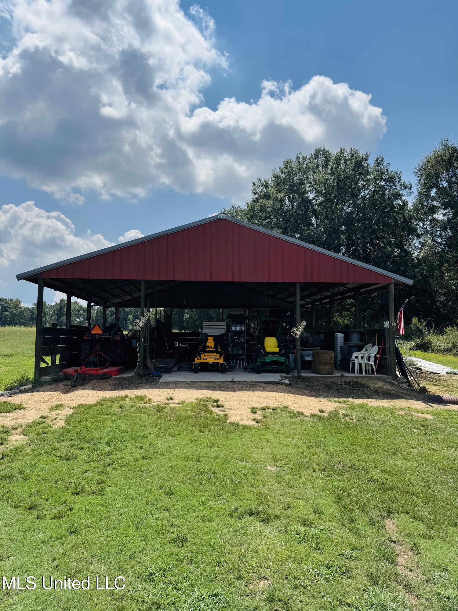 454 Highway 586 Kokomo, MS 39643 - Photo 29 of 66 IMG_4878