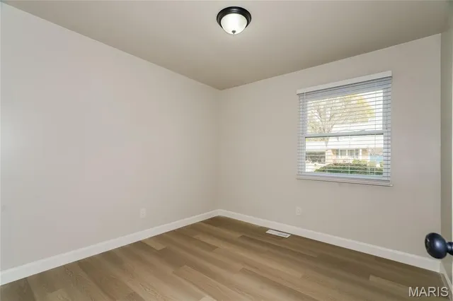 $2,440 | 623 Riverside Drive, St. Charles, MO 63304