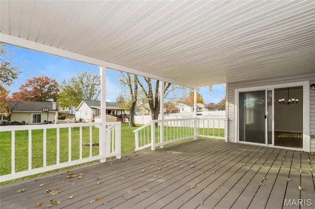 $2,440 | 623 Riverside Drive, St. Charles, MO 63304