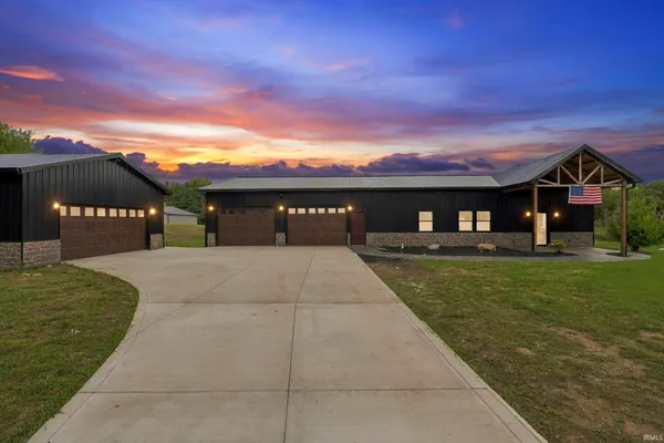 $475,000 | 604 East 5th Street, Burlington, IN 46915