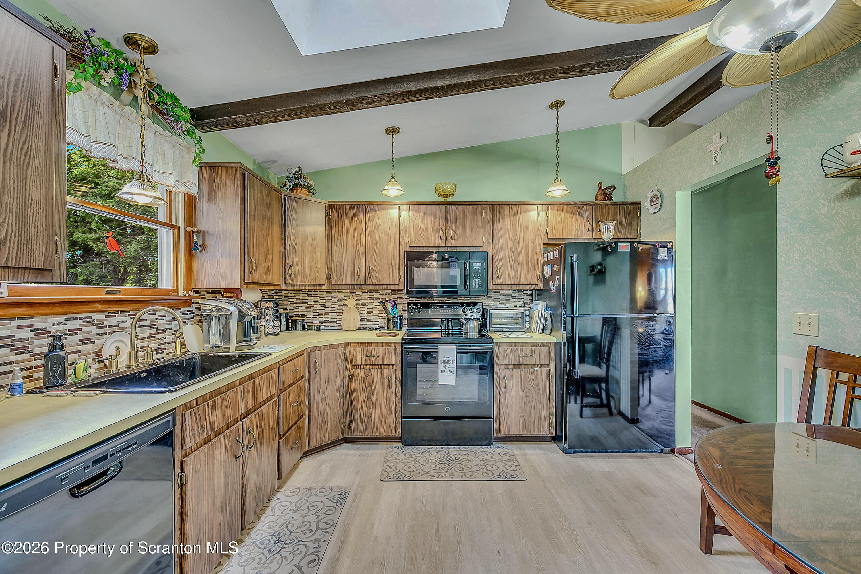 1735 Bulwer Street Scranton, PA 18504 - Photo 29 of 49 Kitchen