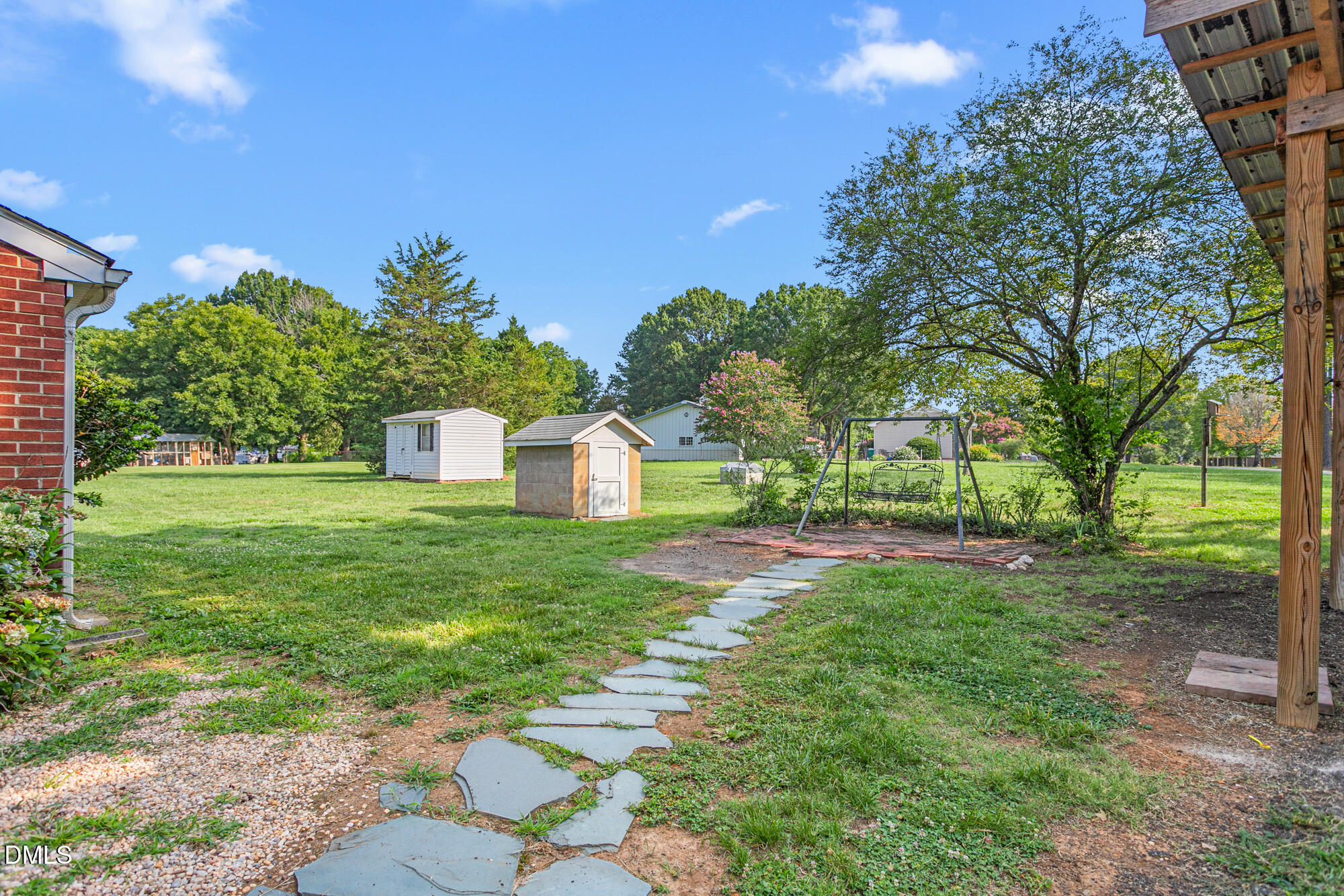264 Dixon Road Graham, NC 27253 - Photo 13 of 26 264 Dixon Road-19