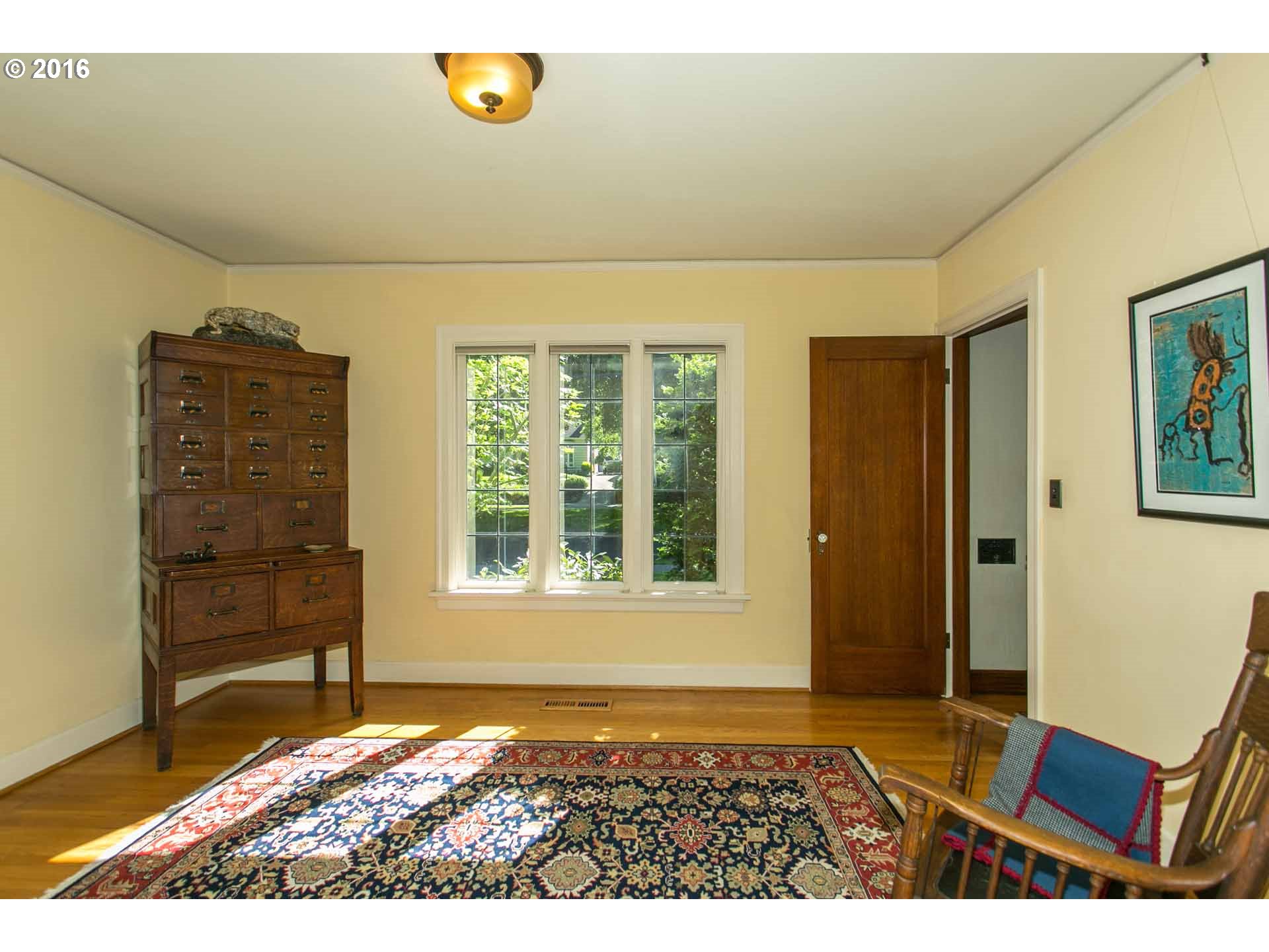 7325 Southeast Reed College Place Portland, OR 97202 - Photo 8 of 26 Gallery Image 8