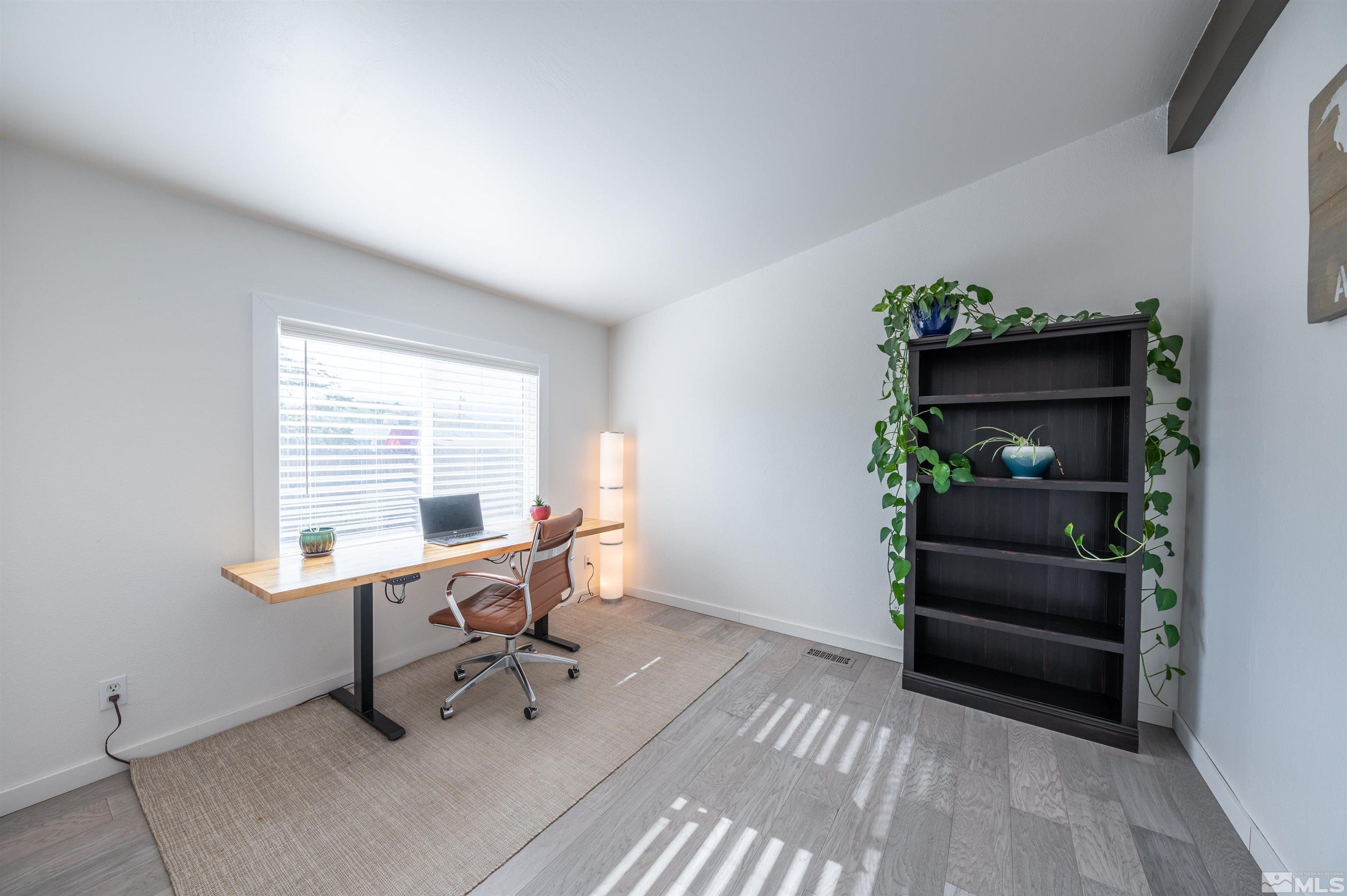 15485 Pinion Drive Reno, NV 89521 - Photo 7 of 39 Photo 7