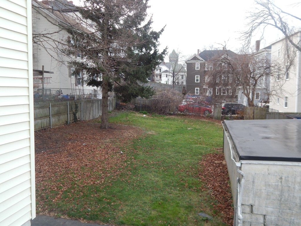 47 Prospect Street Fall River, MA 02720 - Photo 5 of 20 Gallery Image 5