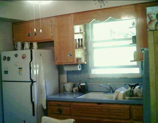 1287 Rostraver Road Belle Vernon, PA 15012 - Photo 4 of 8 Kitchen.
