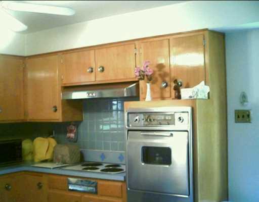 1287 Rostraver Road Belle Vernon, PA 15012 - Photo 5 of 8 Kitchen.