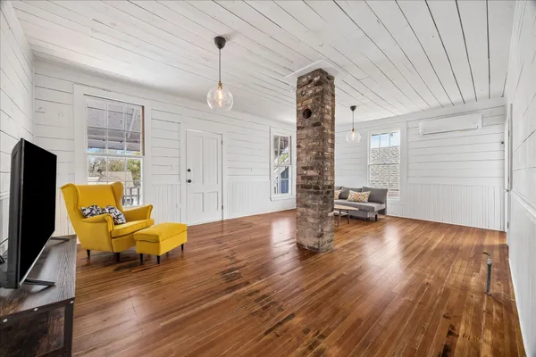 $1,299,000 | 1812 Kane Street, Houston, TX 77007