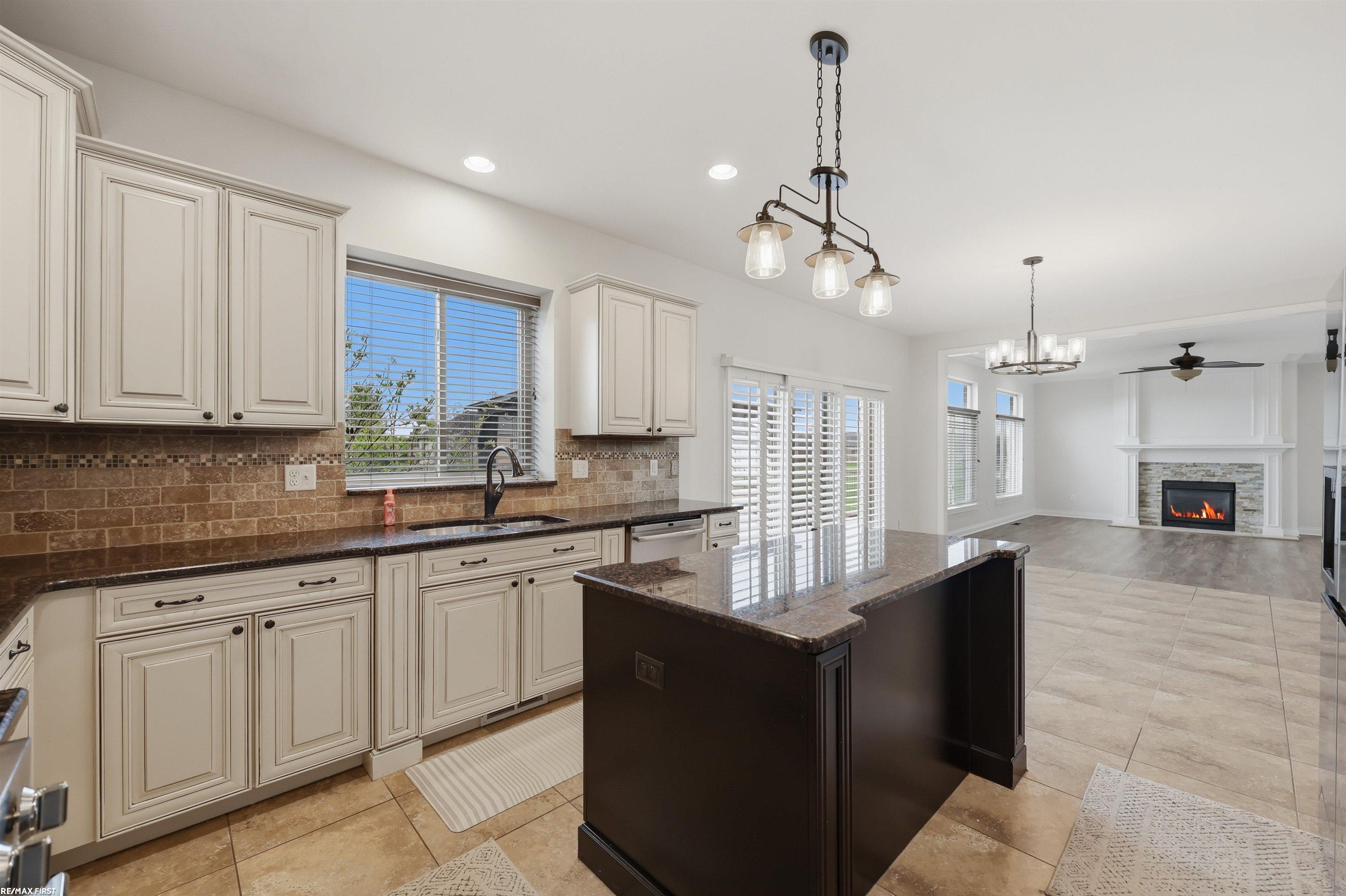 18081 25 Mile Road Macomb, MI 48042 - Photo 4 of 49