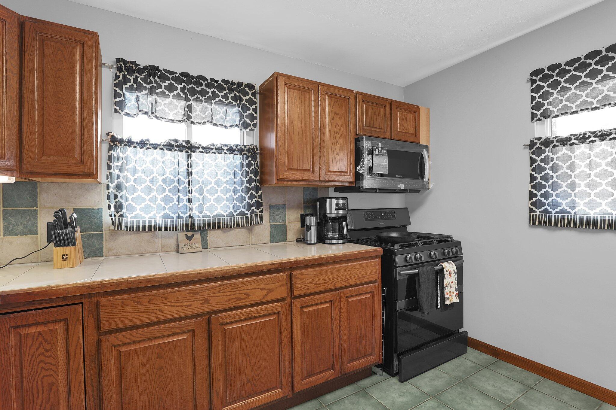 6715 Lockbourne Road Lockbourne, OH 43137 - Photo 15 of 39 16-web-or-mls-6715-lockbourne-rd