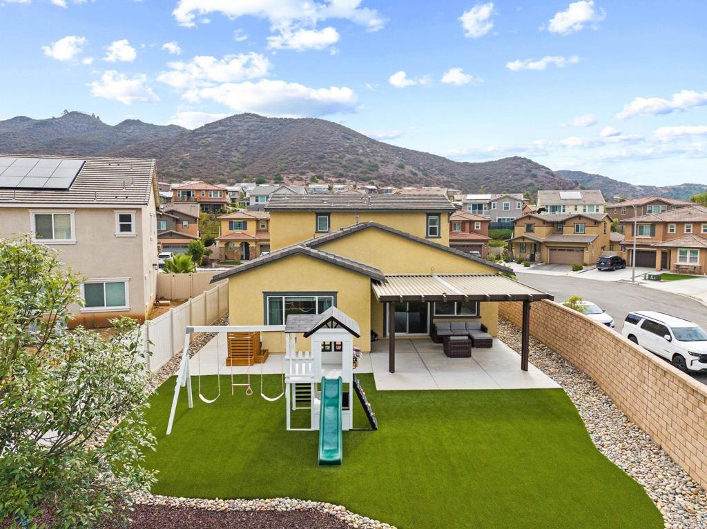 35846 Esperia Way Fallbrook, CA 92028 - Photo 50 of 60 aerial view of a house with swimming pool and a yard