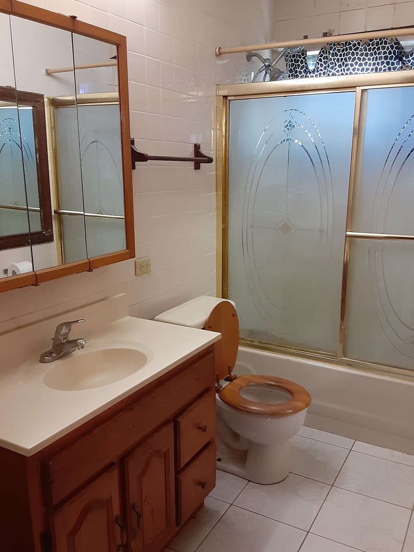 545 Spruce Road Bolingbrook, IL 60440 - Photo 8 of 16