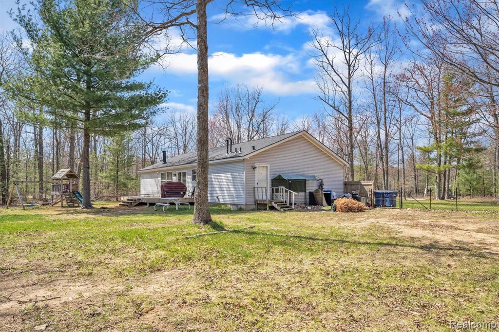 6625 Karlin Road Interlochen, MI 49643 - Photo 34 of 36
