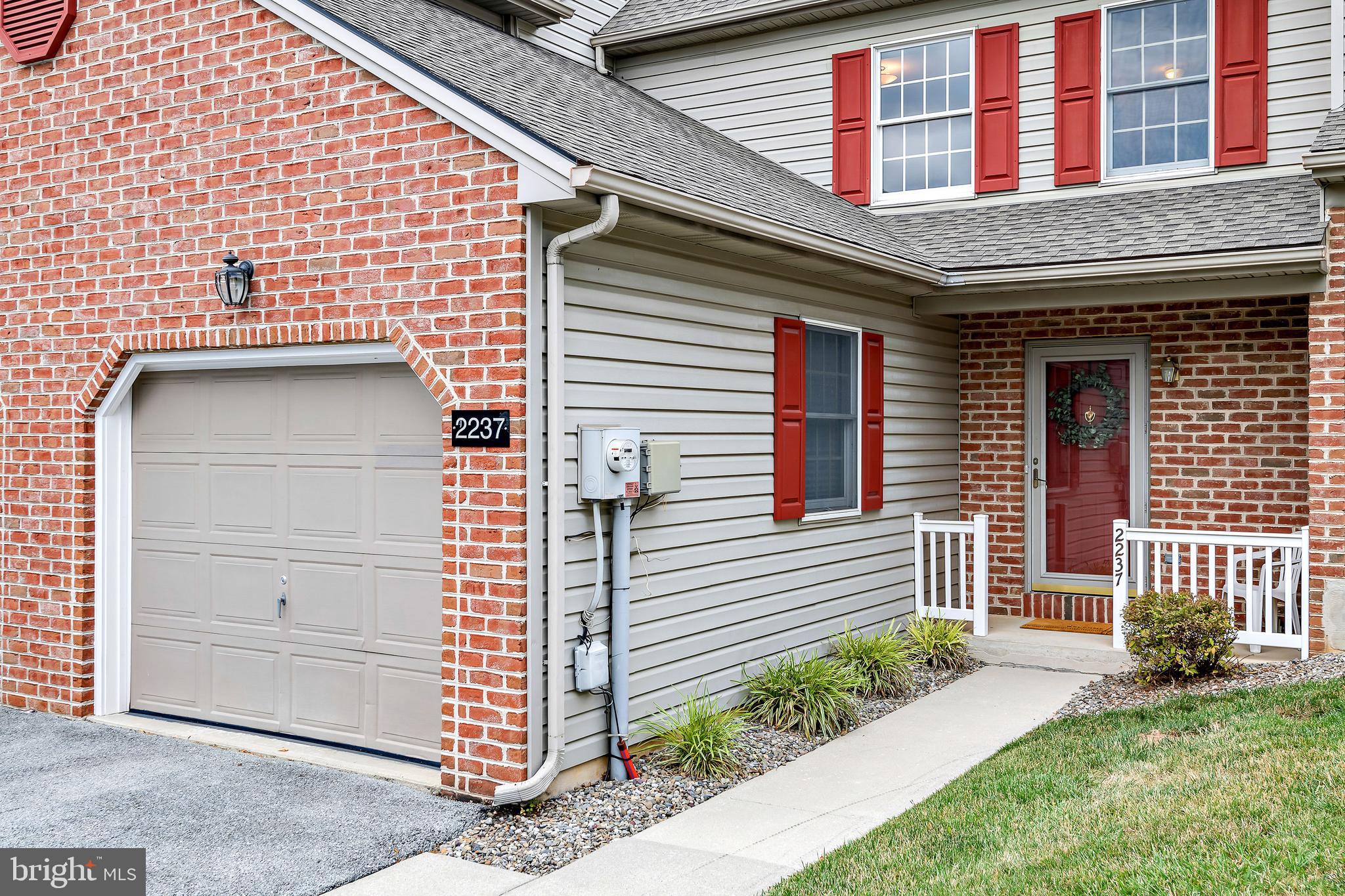 2237 Ionoff Road Harrisburg, PA 17110 - Photo 3 of 25 Gallery Image 3