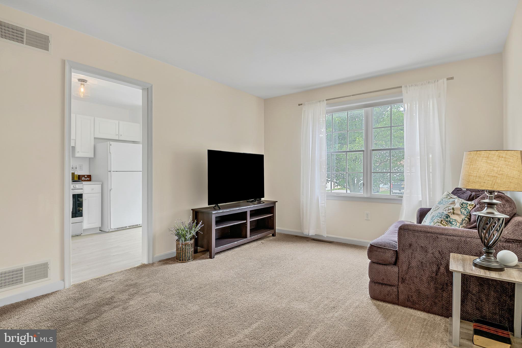 2237 Ionoff Road Harrisburg, PA 17110 - Photo 8 of 25 Gallery Image 8