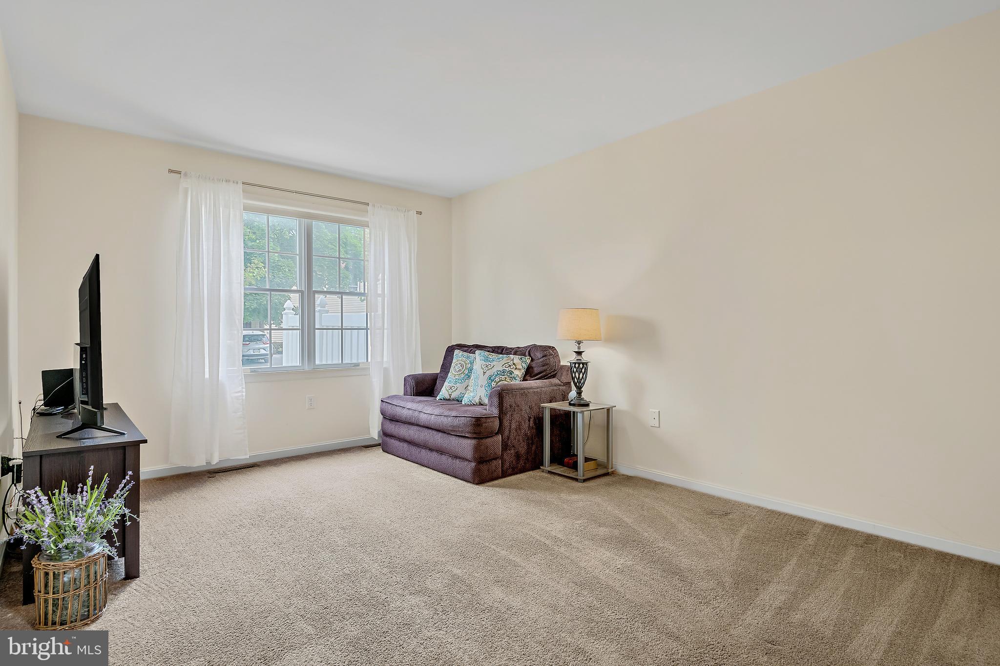 2237 Ionoff Road Harrisburg, PA 17110 - Photo 9 of 25 Gallery Image 9