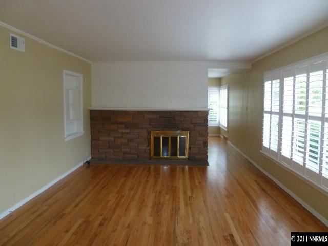 70 Skyline Circle Reno, NV 89509 - Photo 6 of 13 Photo 6
