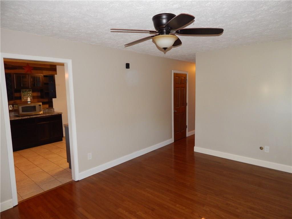 11423 North Division Road Fountaintown, IN 46130 - Photo 5 of 22