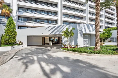 $2,290,000 | 1500 South Ocean Boulevard, Unit 804, Boca Raton, FL 33432