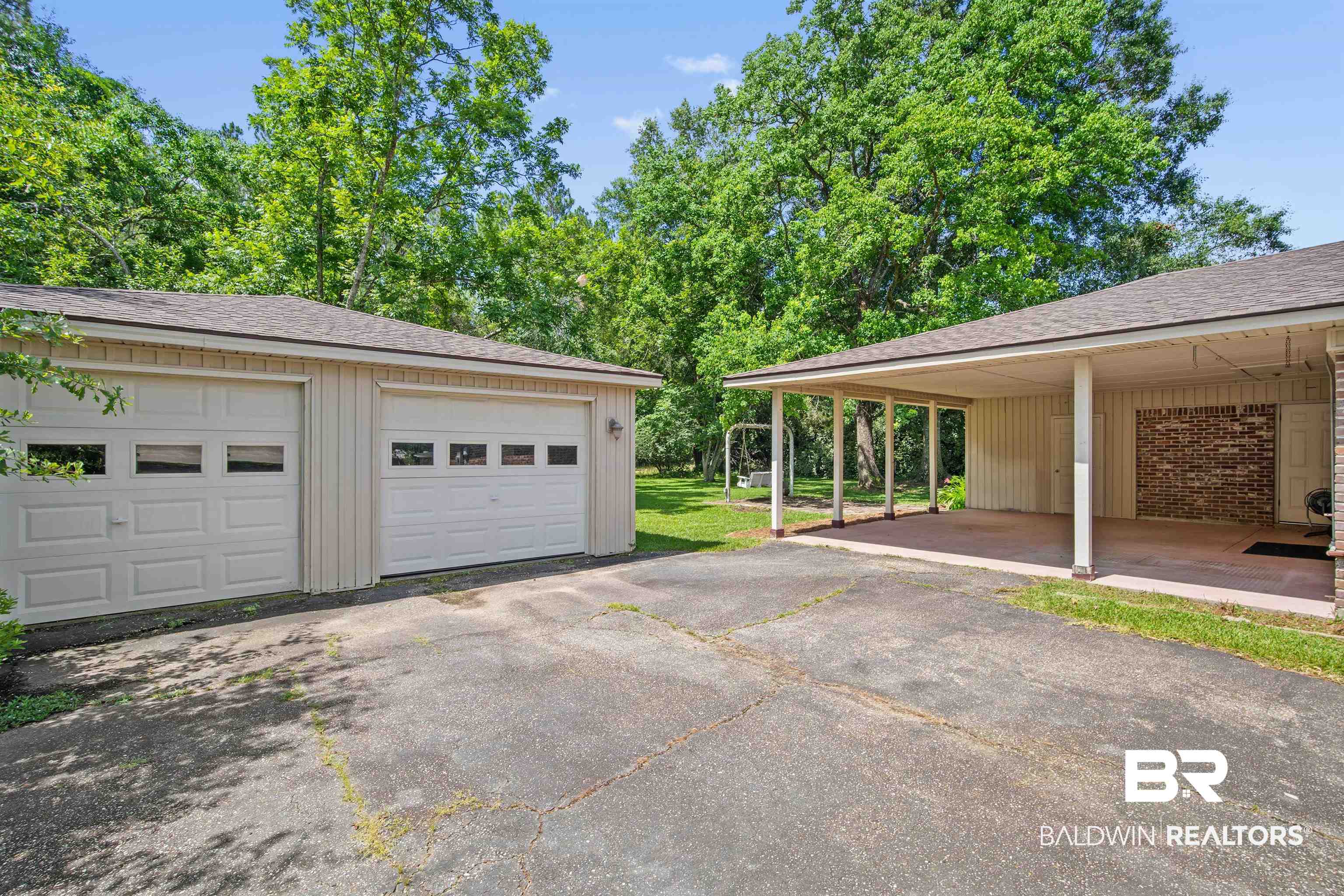 1325 Pawnee Circle Saraland, AL 36571 - Photo 23 of 26 Garage featuring a detached garage