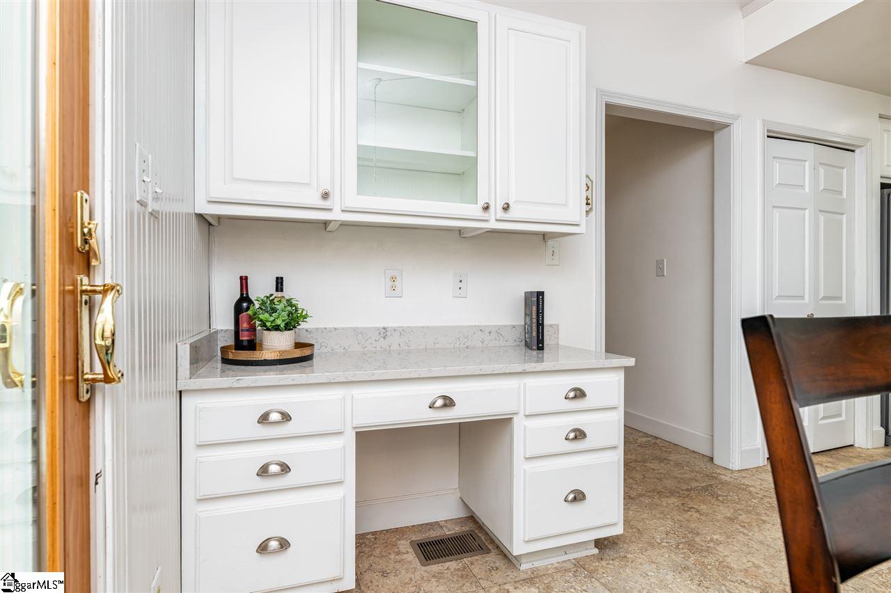 131 Ridge Glen Simpsonville, SC 29680 - Photo 13 of 35