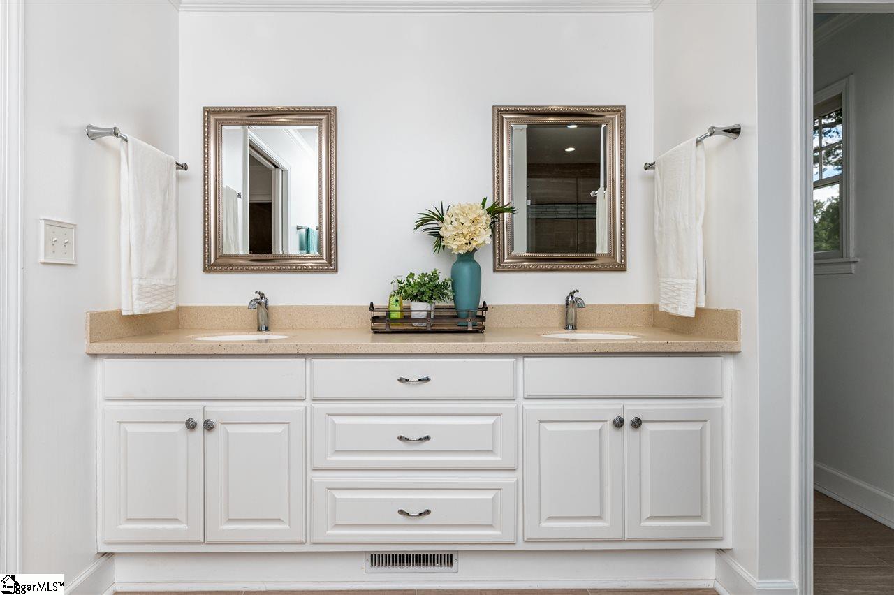 131 Ridge Glen Simpsonville, SC 29680 - Photo 26 of 35