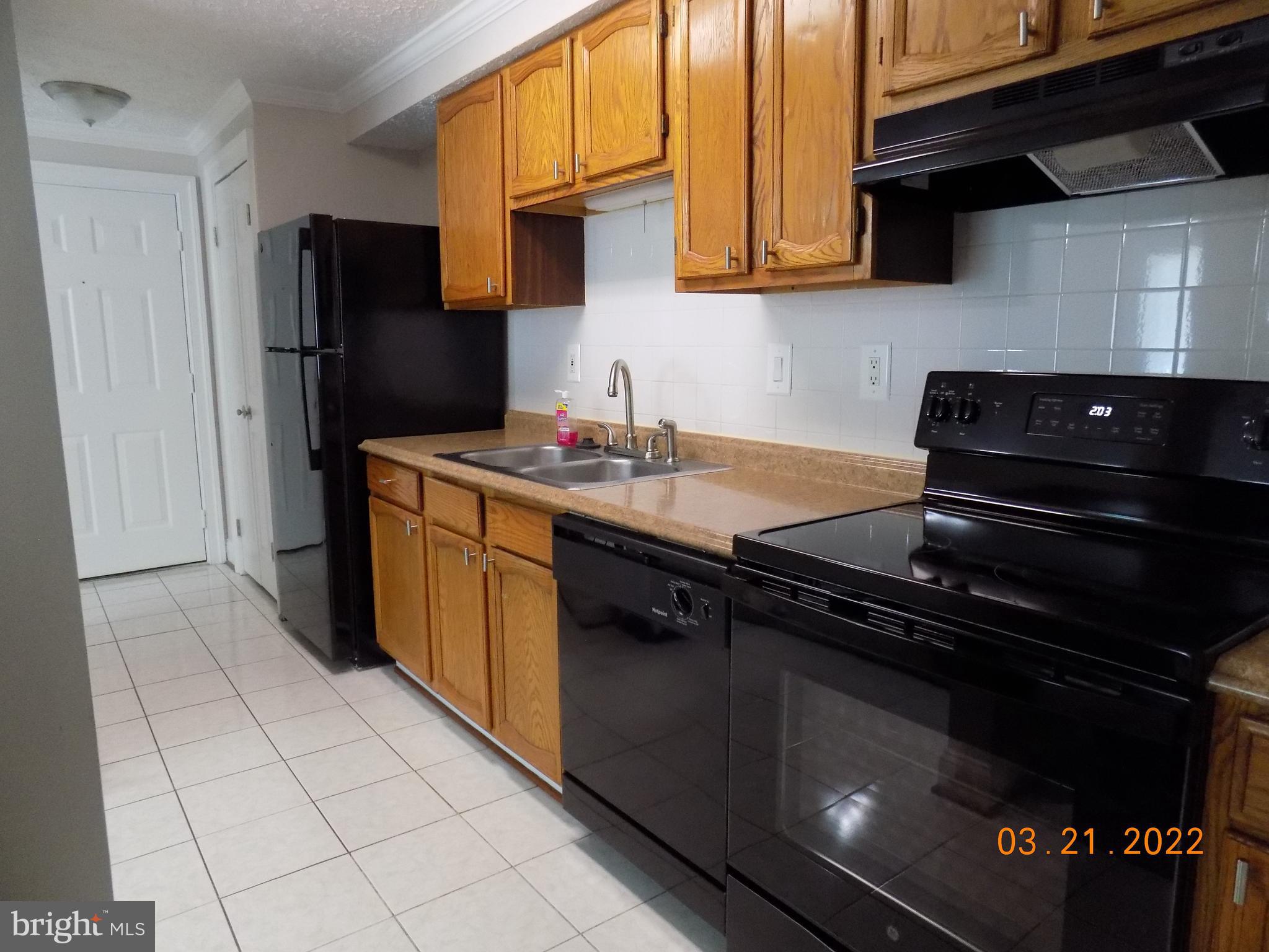 730 D Heather Ridge Drive, Unit 14D Frederick, MD 21702 - Photo 10 of 19