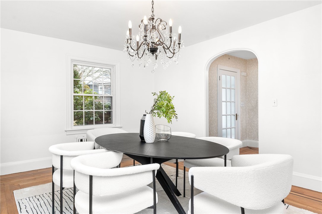 281 Rochambeau Avenue Providence, RI 02906 - Photo 13 of 34 Gallery Image 13