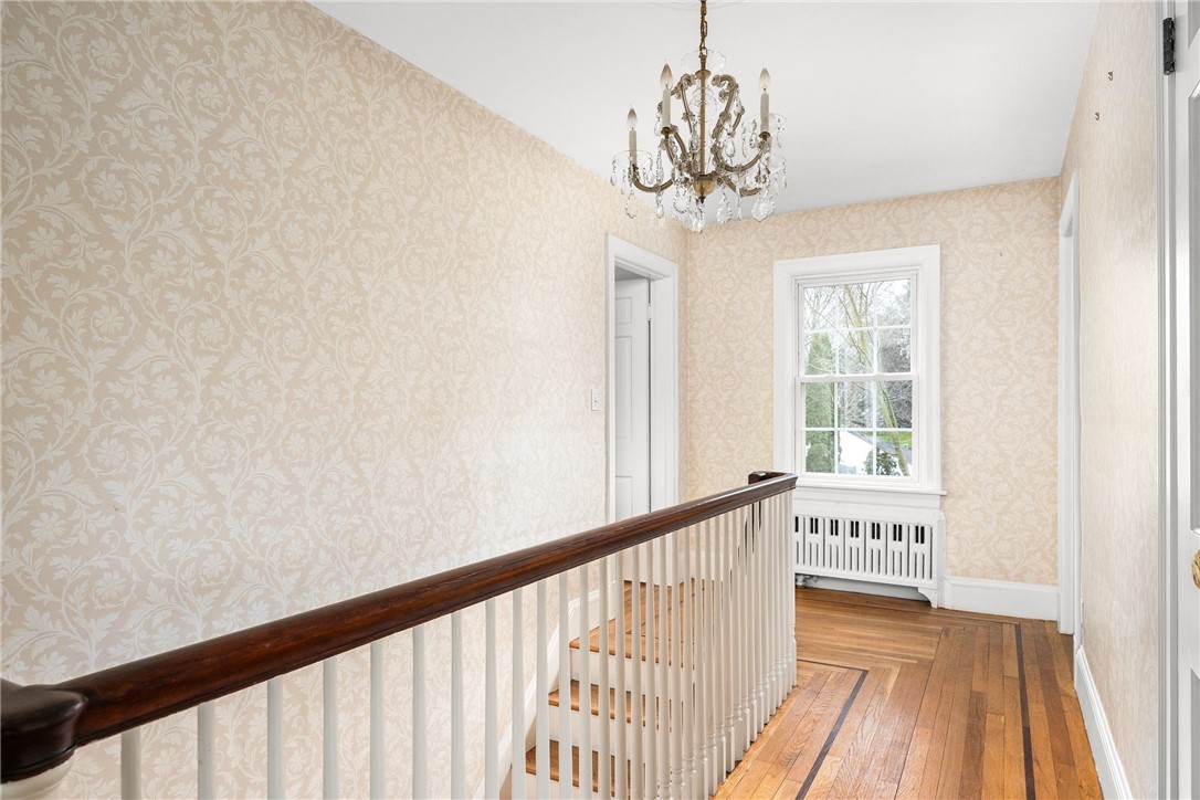 281 Rochambeau Avenue Providence, RI 02906 - Photo 26 of 34 Gallery Image 26
