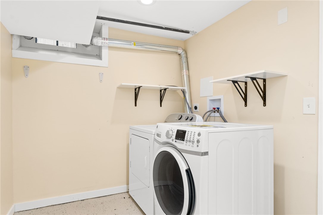 281 Rochambeau Avenue Providence, RI 02906 - Photo 30 of 34 Gallery Image 30