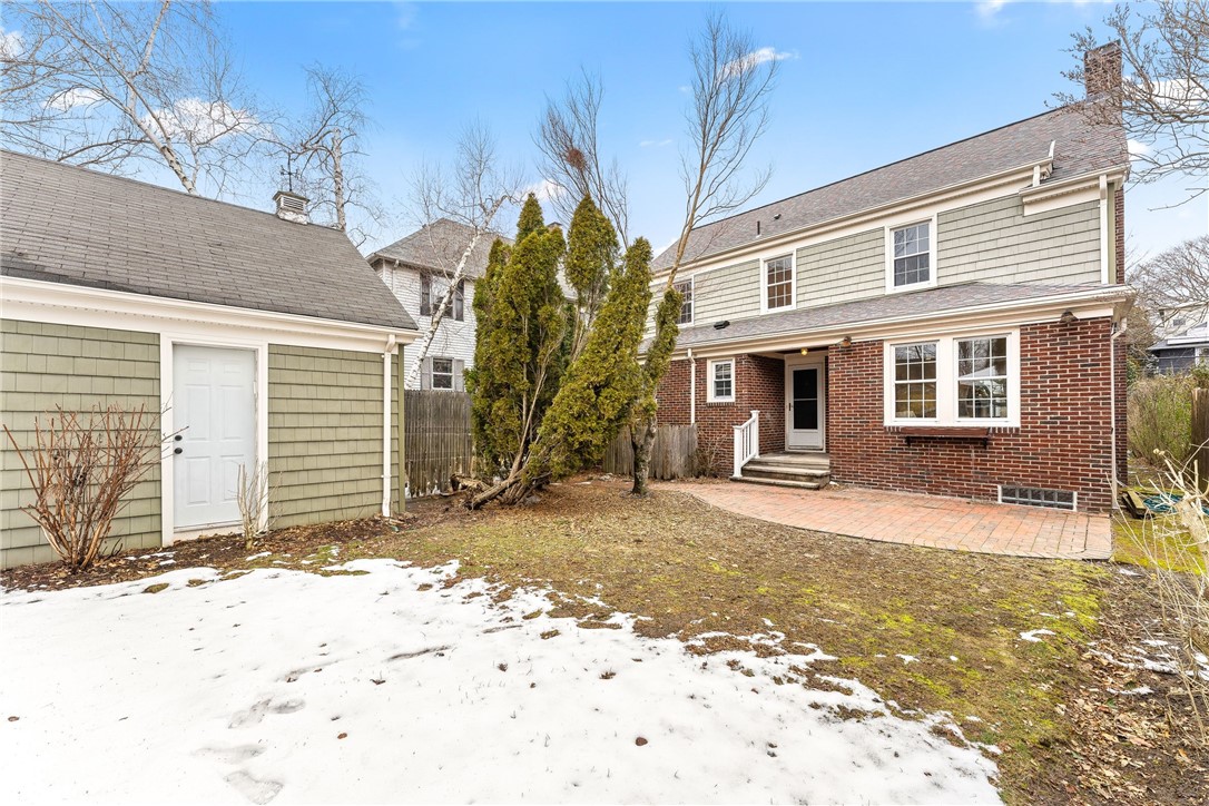 281 Rochambeau Avenue Providence, RI 02906 - Photo 31 of 34 Gallery Image 31