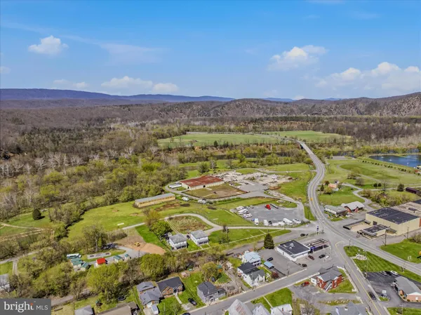 $750,000 | 86 Henry W Miller Highway, Paw Paw, WV 25434